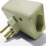 Proteraio 203 p/ Eletrônicos c/ 2 Tomadas em Geral 127v PW - Imagem 4